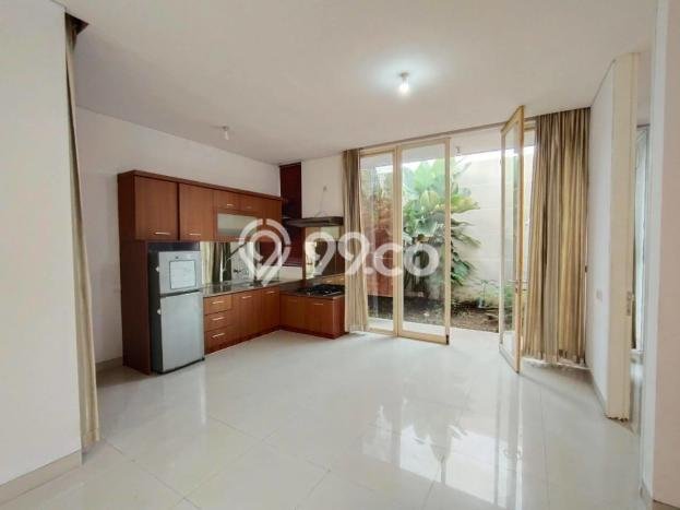 Rumah Disewakan Surabaya LT 130m2 LB 128m2 Area Pakuwon Indah Rumah Disewakan Surabaya LT 130m2 LB 128m2 Area Pakuwon Indah