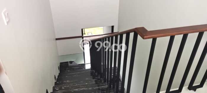 Dijual Rumah Luas Elegan Dengan View Eksklusif di Citraland, Surabaya Dijual Rumah Luas Elegan Dengan View Eksklusif di Citraland, Surabaya