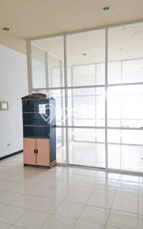 Ruko untuk Disewa di Pusat Surabaya Luas Bangunan 123m2 Ruko untuk Disewa di Pusat Surabaya Luas Bangunan 123m2