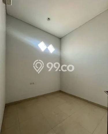Ruko Disewakan di Kawasan Ramai Tambaksari, Surabaya Ruko Disewakan di Kawasan Ramai Tambaksari, Surabaya