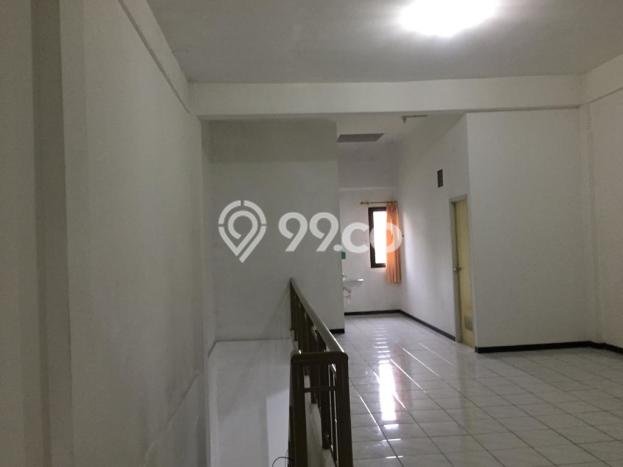 Ruko Disewa di Surabaya dengan LB 285m2 Area Komersial Ramai Ruko Disewa di Surabaya dengan LB 285m2 Area Komersial Ramai