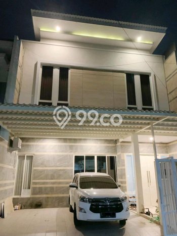 Dijual Rumah Mewah Megah Dengan View Cantik di Sutorejo, Surabaya Dijual Rumah Mewah Megah Dengan View Cantik di Sutorejo, Surabaya