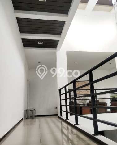 Rumah Elit LB 430m2 Siap Huni Desain Elegan di Sektor 9-Bintaro, Tangerang Selatan Rumah Elit LB 430m2 Siap Huni Desain Elegan di Sektor 9-Bintaro, Tangerang Selatan