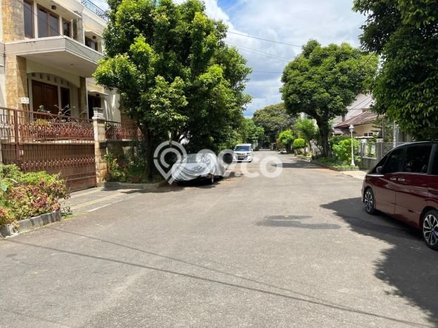 Dijual Hunian Mewah dengan Fasilitas Sekitar Komplit di Pancoran, Jakarta Selatan Dijual Hunian Mewah dengan Fasilitas Sekitar Komplit di Pancoran, Jakarta Selatan