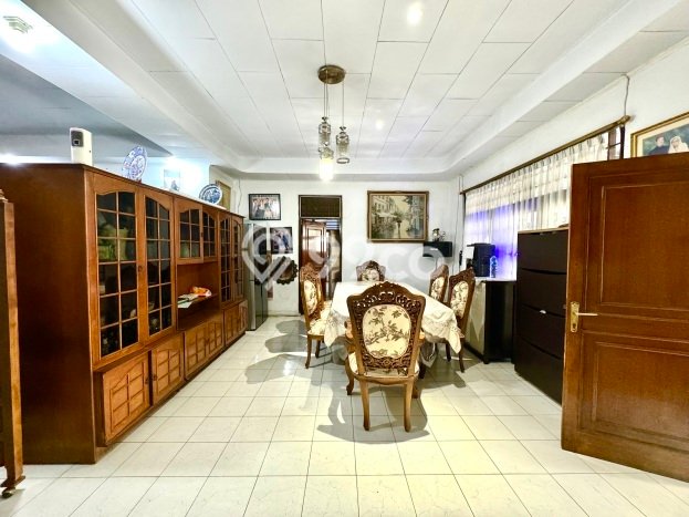 Dijual Rumah Luas Megah Dengan View Eksklusif di Lebak Bulus, Jakarta Selatan Dijual Rumah Luas Megah Dengan View Eksklusif di Lebak Bulus, Jakarta Selatan