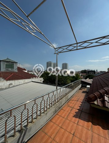 Rumah Elit Modern Tanpa Renovasi di Pluit Jakarta Utara Rumah Elit Modern Tanpa Renovasi di Pluit Jakarta Utara