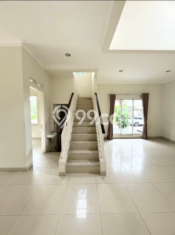Rumah EXCLUSIVE di Gading Serpong, Tangerang, Luas 266m² LB 186m² KESEMPATAN TERBATAS! Rumah EXCLUSIVE di Gading Serpong, Tangerang, Luas 266m² LB 186m² KESEMPATAN TERBATAS!