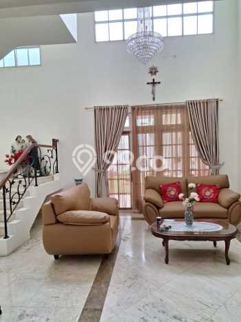 Dijual Rumah Luas Megah Dengan View Eksklusif di Legenda Wisata, Bogor Dijual Rumah Luas Megah Dengan View Eksklusif di Legenda Wisata, Bogor