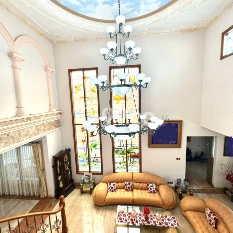 Siap Huni Rumah Mewah 6 Kamar di Kebayoran Lama Dekat ke Mana Saja Siap Huni Rumah Mewah 6 Kamar di Kebayoran Lama Dekat ke Mana Saja
