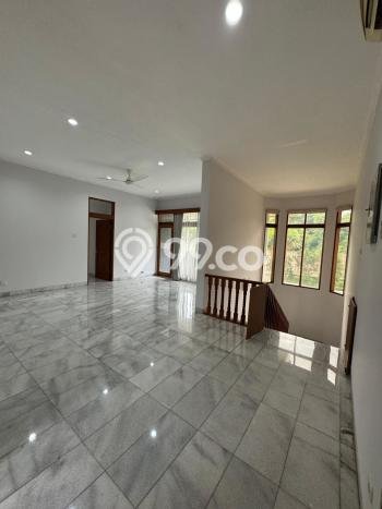 Disewakan! Rumah 5 Kamar Tidur &
6 Kamar Mandi di Tb Simatupang, Jakarta Selatan Disewakan! Rumah 5 Kamar Tidur &
6 Kamar Mandi di Tb Simatupang, Jakarta Selatan