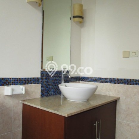 Disewakan! Rumah 5 Kamar Tidur &
6 Kamar Mandi di Tb Simatupang, Jakarta Selatan Disewakan! Rumah 5 Kamar Tidur &
6 Kamar Mandi di Tb Simatupang, Jakarta Selatan