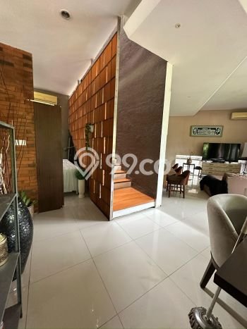 Rumah Luxury Modern Siap Huni di Bintaro Tangerang Selatan Rumah Luxury Modern Siap Huni di Bintaro Tangerang Selatan
