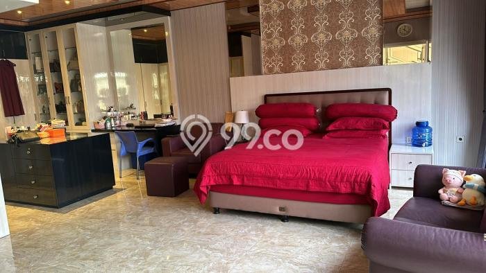 Hunian Asri Taman Surya, Lingkungan Sejuk - LT 216m² Hunian Asri Taman Surya, Lingkungan Sejuk - LT 216m²