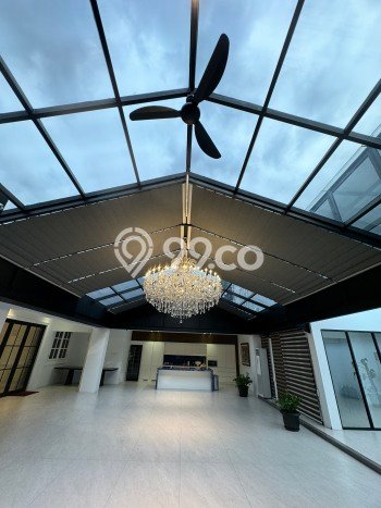 Hot Offer Hunian Mewah Ideal dan Luas di Menteng, Jakarta Pusat Hot Offer Hunian Mewah Ideal dan Luas di Menteng, Jakarta Pusat