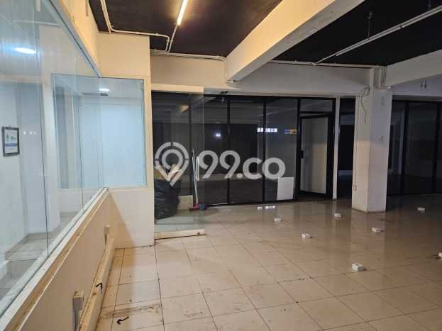 Ruko untuk disewa di Kebon Jeruk punya LT 250m2 & LB 500m2 harga sewa kompetitif Ruko untuk disewa di Kebon Jeruk punya LT 250m2 & LB 500m2 harga sewa kompetitif