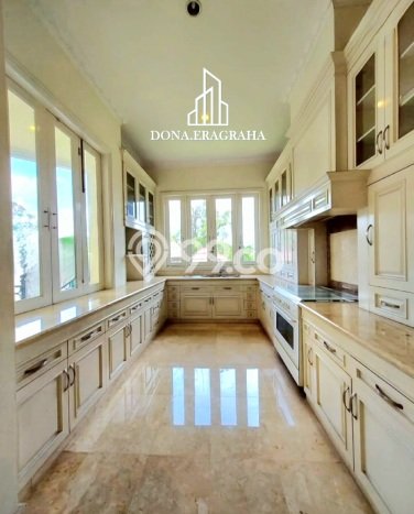 Rumah Luxury Modern Tanpa Renovasi di Ampera Jakarta Selatan Rumah Luxury Modern Tanpa Renovasi di Ampera Jakarta Selatan
