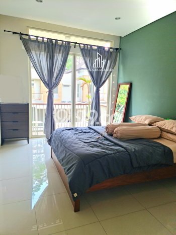 Rumah Cantik 2 Lantai Di Cluster Serenia Hills Lebak Bulus Rumah Cantik 2 Lantai Di Cluster Serenia Hills Lebak Bulus