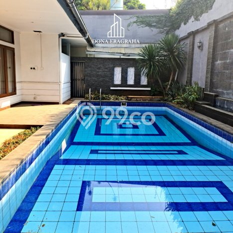 Ready to Use! Premium House LT 756m2 Desain Modern di Pondok Indah Ready to Use! Premium House LT 756m2 Desain Modern di Pondok Indah