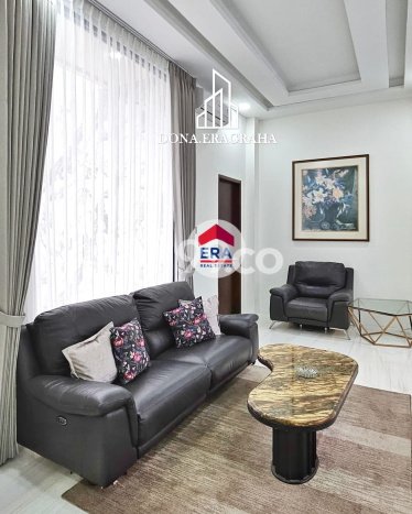 Turun Harga Brand New Luxurious House di Pondok Indah, Jaksel Turun Harga Brand New Luxurious House di Pondok Indah, Jaksel