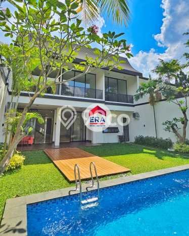 For Sale! Premium House LT 569m2 Desain Elegan di Kemang For Sale! Premium House LT 569m2 Desain Elegan di Kemang
