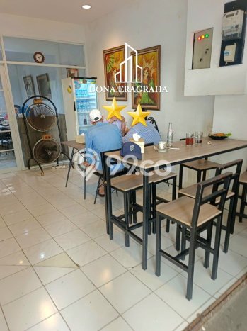 Hunian Mewah LB 289m2 Siap Huni Desain Elegan di Bendungan Hilir, Jakarta Pusat Hunian Mewah LB 289m2 Siap Huni Desain Elegan di Bendungan Hilir, Jakarta Pusat