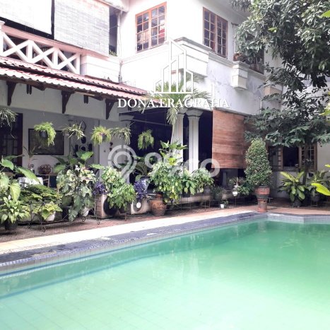 Jual Rumah Luas Elegan Dengan View Cantik di Pondok Indah, Jakarta Selatan Jual Rumah Luas Elegan Dengan View Cantik di Pondok Indah, Jakarta Selatan