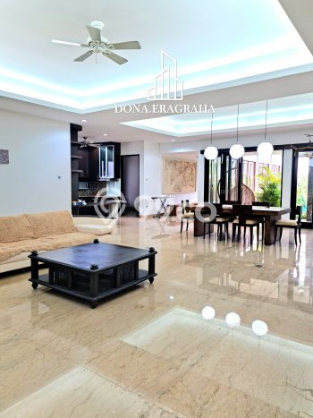 Hunian Minimalis Disewakan di Kemang Jakarta Selatan 5 KT & 5 KM Hunian Minimalis Disewakan di Kemang Jakarta Selatan 5 KT & 5 KM