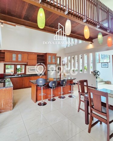 Jual Cepat Rumah Gaya Villa Resort Di Andara, Pangkalan Jati Jual Cepat Rumah Gaya Villa Resort Di Andara, Pangkalan Jati