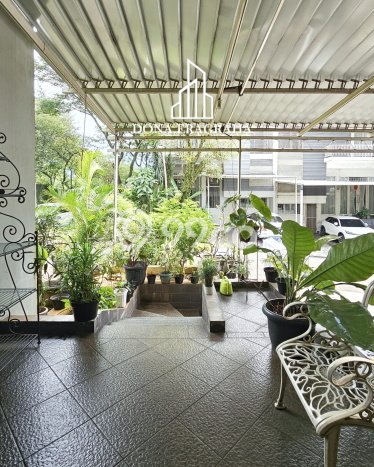 Rumah Mewah LB 220m2 Siap Huni Desain Elegan di Pondok Pinang, Jakarta Selatan Rumah Mewah LB 220m2 Siap Huni Desain Elegan di Pondok Pinang, Jakarta Selatan