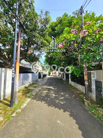 Rumah Eksklusif Siap Huni LT 197m2 di Kebayoran Baru, Jakarta Selatan Rumah Eksklusif Siap Huni LT 197m2 di Kebayoran Baru, Jakarta Selatan