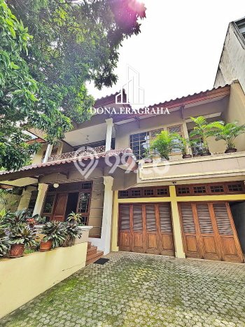 Turun Harga Dekat Njop Rumah Asri di Pondok Indah, Jaksel Turun Harga Dekat Njop Rumah Asri di Pondok Indah, Jaksel