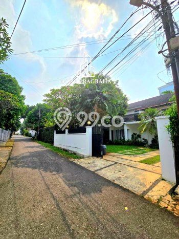 Dijual Rumah Mewah Megah Dengan View Cantik di Veteran, Jakarta Selatan Dijual Rumah Mewah Megah Dengan View Cantik di Veteran, Jakarta Selatan