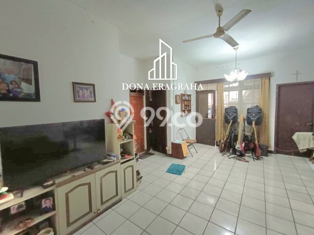 Rumah Siap Huni 3 KT 2 KM di Kawasan Bisnis Lebak Bulus, Jakarta Selatan Rumah Siap Huni 3 KT 2 KM di Kawasan Bisnis Lebak Bulus, Jakarta Selatan