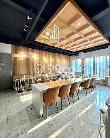 Ruko Dijual di Prime Area Jakarta Selatan Luas 200m2 Ruko Dijual di Prime Area Jakarta Selatan Luas 200m2