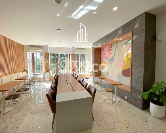 Ruko Dijual di Prime Area Jakarta Selatan Luas 200m2 Ruko Dijual di Prime Area Jakarta Selatan Luas 200m2
