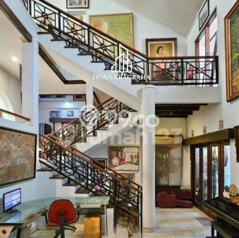 Rumah Mewah LB 311m2 Siap Huni Desain Elegan di Pondok Indah, Jakarta Selatan Rumah Mewah LB 311m2 Siap Huni Desain Elegan di Pondok Indah, Jakarta Selatan