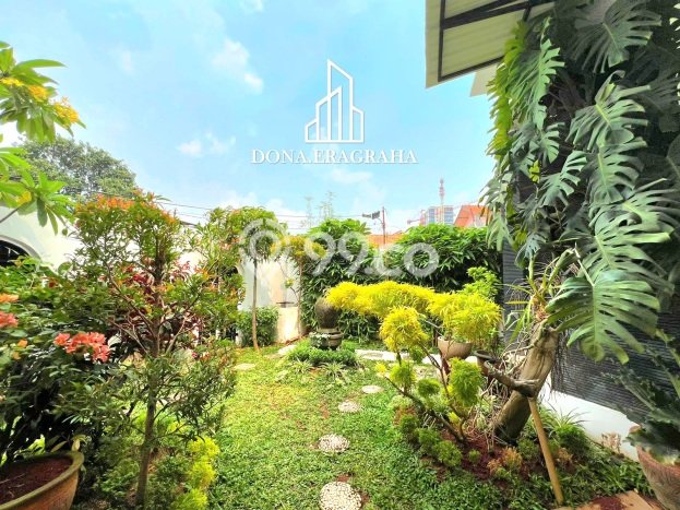 Rumah LT 298m² Konsep Modern di Cirendeu, Dekat Fasilitas Umum, Jakarta Selatan Rumah LT 298m² Konsep Modern di Cirendeu, Dekat Fasilitas Umum, Jakarta Selatan