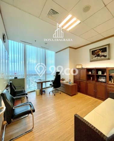 KEUNTUNGAN BERLIPAT! Kantor Kawasan TB Simatupang, Luas 230m², Lokasi Jalan Utama KEUNTUNGAN BERLIPAT! Kantor Kawasan TB Simatupang, Luas 230m², Lokasi Jalan Utama
