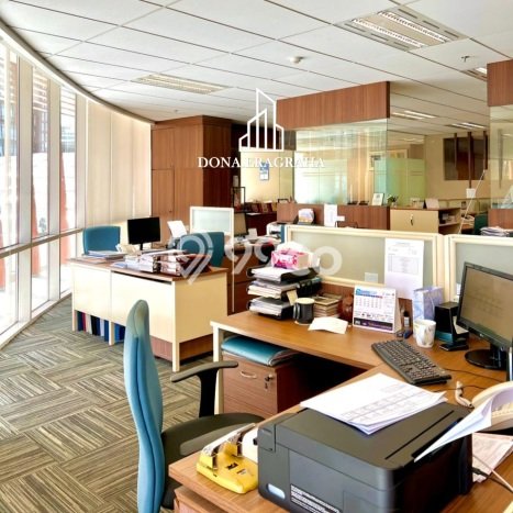 Kantor di TB Simatupang, Luas 294m², Pusat Bisnis, Lokasi Premium Kantor di TB Simatupang, Luas 294m², Pusat Bisnis, Lokasi Premium