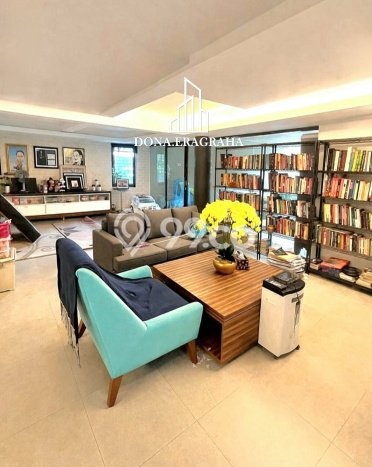 Ready to Use! Luxury House LT 475m2 Desain Elegan di Sentul City Ready to Use! Luxury House LT 475m2 Desain Elegan di Sentul City
