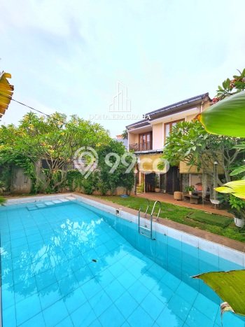 Dijual Rumah Luas Elegan Dengan View Eksklusif di Lebak Bulus, Jakarta Selatan Dijual Rumah Luas Elegan Dengan View Eksklusif di Lebak Bulus, Jakarta Selatan