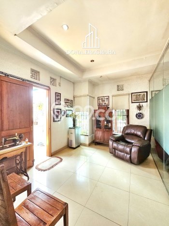 Rumah 4 KT 3 KM di Kawasan Bintaro, Jakarta Selatan Rumah 4 KT 3 KM di Kawasan Bintaro, Jakarta Selatan