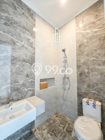 For Sale! Luxury House LT 135m2 Desain Modern di Bintaro For Sale! Luxury House LT 135m2 Desain Modern di Bintaro