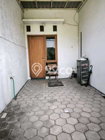 Jual Rumah Bagus Siap Huni LB 140m2 di Rungkut, Surabaya Jual Rumah Bagus Siap Huni LB 140m2 di Rungkut, Surabaya