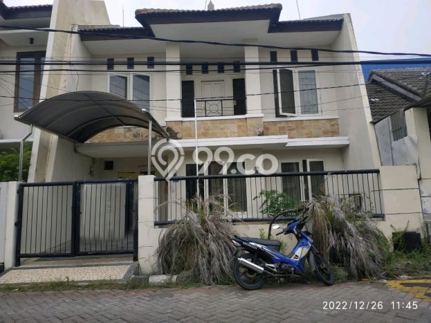 For Sale Hunian Rumah Terawat 4 Kamar di Mulyosari, Surabaya For Sale Hunian Rumah Terawat 4 Kamar di Mulyosari, Surabaya