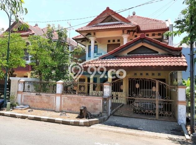 HARGA TERBAIK! Rumah Premium di Kenjeran, Luas 250m2m² Bangunan 300m2m² HARGA TERBAIK! Rumah Premium di Kenjeran, Luas 250m2m² Bangunan 300m2m²