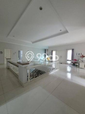 Rumah Luxury Modern Siap Huni di Graha Surabaya Rumah Luxury Modern Siap Huni di Graha Surabaya