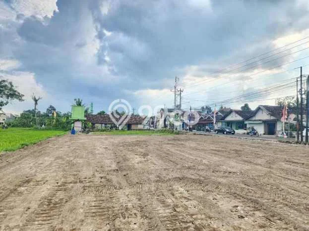 Tanah Kawasan Prambanan, Luas 184m², Lokasi Potensial, Lingkungan Asri, Bebas Banjir Tanah Kawasan Prambanan, Luas 184m², Lokasi Potensial, Lingkungan Asri, Bebas Banjir