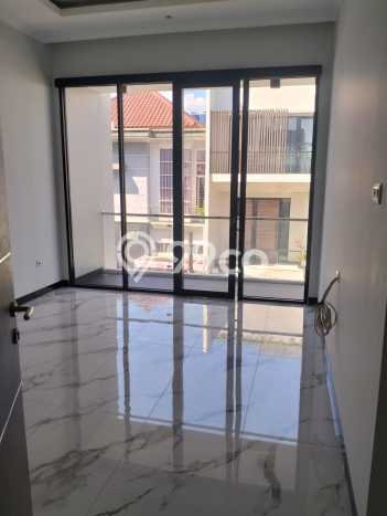 Ready to Use! Luxury House LT 114m2 Desain Modern di Sunter Ready to Use! Luxury House LT 114m2 Desain Modern di Sunter
