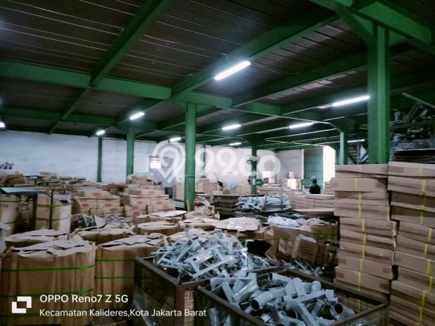 Unit Gudang Dijual di Jakarta Utara LT 2500m2 & LB 2300m2 Unit Gudang Dijual di Jakarta Utara LT 2500m2 & LB 2300m2